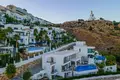 5 bedroom house 260 m² Benalmadena, Spain