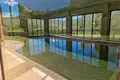 2 bedroom apartment 108 m² Benahavis, Spain