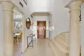 4 bedroom house 280 m² San Pedro Alcantara, Spain