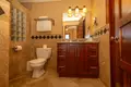 Кондо 2 спальни 1 058 м² West Bay, Гондурас
