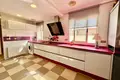 Penthouse 3 bedrooms 130 m² La Mata, Spain
