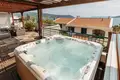 Wohnungen auf mehreren Ebenen 6 Schlafzimmer 334 m² Herceg Novi, Montenegro