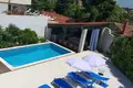 Вилла 8 спален 280 м² Город Пула, Хорватия