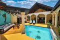Dom 4 pokoi 465 m² Roatan, Honduras