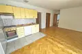 Mieszkanie 2 pokoi 55 m² Opcina Baska, Chorwacja