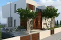Dom 3 pokoi 383 m² Yeroskipou, Cypr