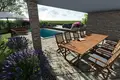 villa de 5 dormitorios 323 m² Omisalj, Croacia