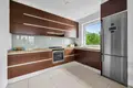 Mieszkanie 3 pokoi 80 m² Warszawa, Polska