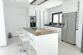 villa de 5 chambres 270 m² Las Rosas, Espagne