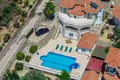 5-Zimmer-Villa 500 m² in Yesiluzumlu, Türkei