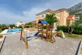 4 bedroom house 338 m² Kastel Sucurac, Croatia