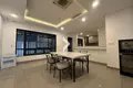 6 bedroom villa 426 m² Sangkat Chrang Chamreh Muoy, Cambodia
