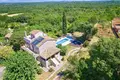 Вилла 7 спален 276 м² Пореч, Хорватия