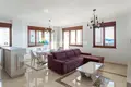 Mieszkanie 2 pokoi 120 m² Becici, Czarnogóra
