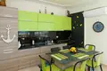 Apartamento vacacional moderno frente al mar en la zona de la playa antigua, Vlorë, Albania