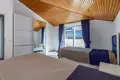 Mieszkanie 3 pokoi 165 m² Mediterranean Region, Turcja