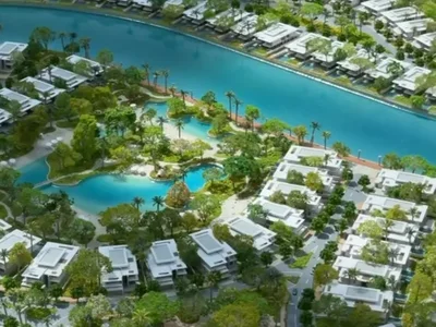 Villa Taunhausy i villy na pervoj linii Dubai Islands