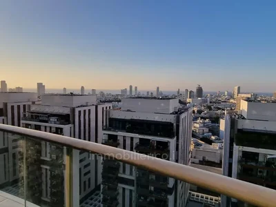 Wohnviertel Avec terrasse au centre etage haut avec vue luxueux vue sur la mer dans un immeuble neuf magnifique