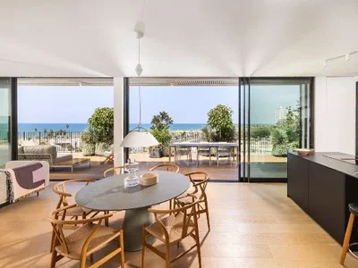 Residential quarter Avec terrasse bel appartement bien agence bon emplacement dans un bel immeuble grand magnifique spacieux vue sur la mer