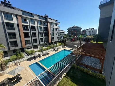 Wohnanlage Ready-to-move apartments next to the yacht marina.