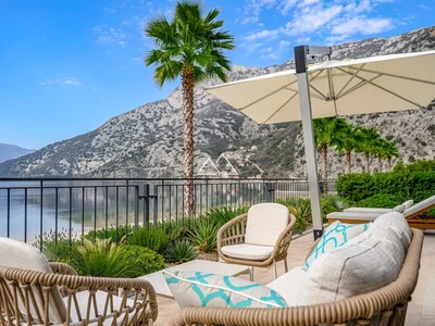 Zespół mieszkaniowy A new exclusive beachfront project in the Bay of Kotor