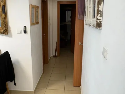 Wohnviertel Un 3 pieces quartier afridar recent