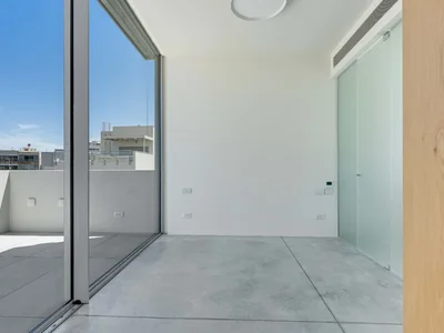 Quartier résidentiel Immeuble de charme avec terrasses, calme, proche de la mer – À ne pas manquer ! bien agencé, lumineux, spacieux, magnifique, rénové