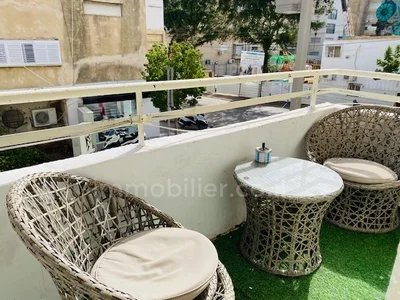 Dzielnica mieszkaniowa 3 pieces a renover 2 balcons proche mer