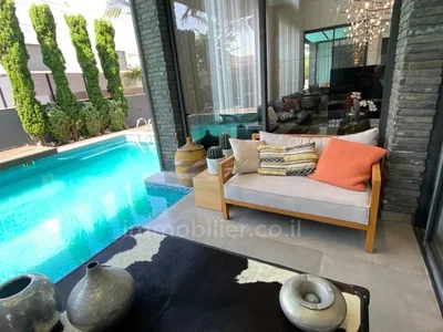 Жилой квартал Magnifique villa de haut standing a louer avec piscine privee et proche de la mer entierement meublee youd zain ashdod