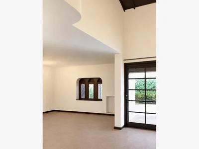 Residential quarter Grande maison avec beaucoup de potentiel a vendre kiriat yarim ramat hasharon