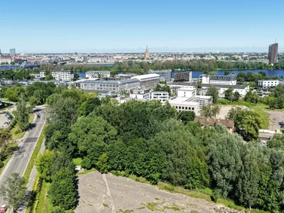 Commerce Torņkalna Terases