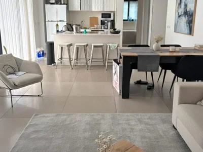 Quartier résidentiel Appartement 3 pieces - immeuble moderne rue arlozorov - tel aviv