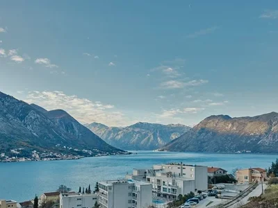 Wohnviertel Stan 74 m² na Prodaju – Dobrota, Kotor