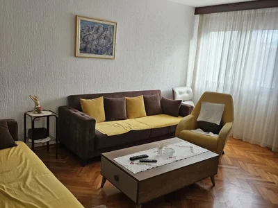 Wohnviertel Stan 90 m² na Prodaju – Zabjelo, Podgorica