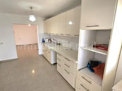 Barrio residencial Agreable avec terrasse bel appartement bien agence calme investi spacieux