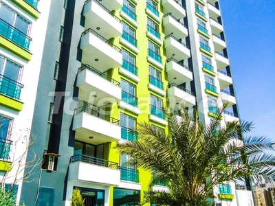 Wohnanlage Geräumige Wohnungen in Tece, Mersin in einer Anlage mit reicher Infrastruktur in der Nähe des Meeres.