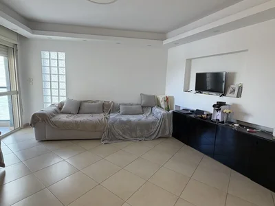 Quartier résidentiel À ne pas manquer, bon emplacement, grand 4 pièces à vendre, city, ashdod