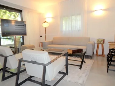 Residential quarter Sublime 4 piEces avec grand balcon proche gordon