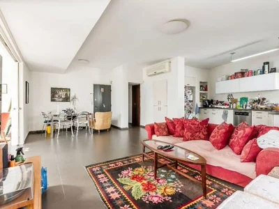 Dzielnica mieszkaniowa Etage entier de 132 m avec quatre expositions angle massada beer tuvia