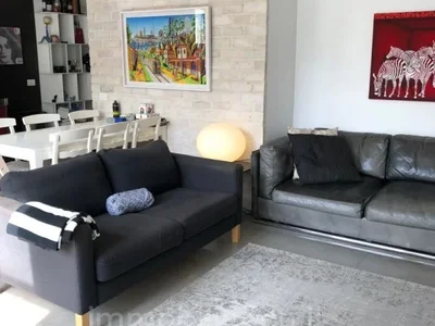 Жилой квартал 4 pieces moderne proche de rothschild