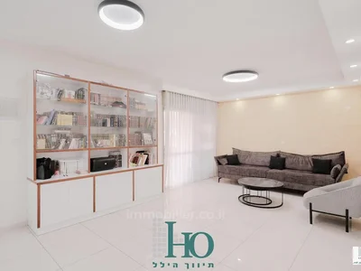 Residential quarter Avec terrasse proche de la mer bien agence projet de qualite