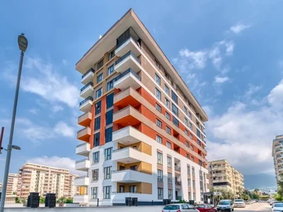 Zespół mieszkaniowy Furnished 2+1 apartment with sea view in the Cozy Town complex.