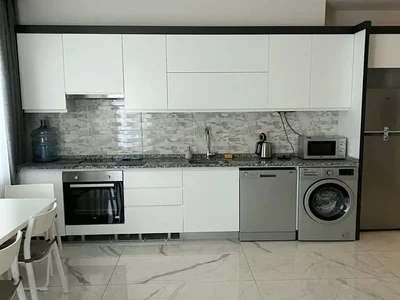Zespół mieszkaniowy Apartament 1+1 w centrum Alanyi w kompleksie Konak City Tower, dostępny na pobyt stały.