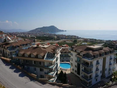 Zespół mieszkaniowy Furnished 1+1 apartment in Konak Blue Bay complex near Cleopatra beach.