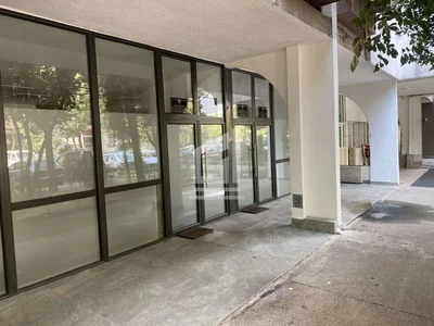 Commerce Commercial/office space of 294sq.m, Blok V