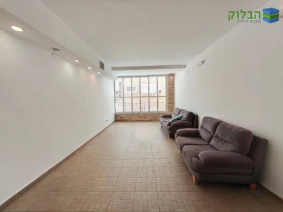 Dzielnica mieszkaniowa Appartement rare de 45 pieces quartier rambam rishon lezion