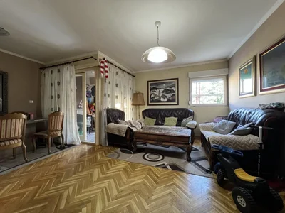 Wohnviertel Stan 73 m² na Izdavanje – Centar, Cetinje