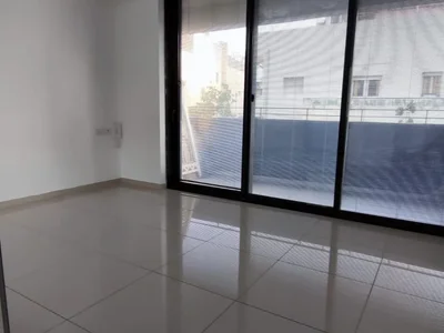 Quartier résidentiel Appartement 4 pièces à 150 m de la mer