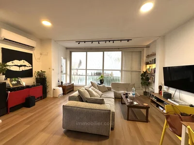 Residential quarter A ne pas manquer agreable calme lumineux proche de la mer renove spacieux