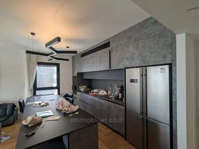 Dzielnica mieszkaniowa A ne pas manquer agreable au centre avec terrasse balcon sur la mer bel appartement bon emplacement bonnes orientations calme clair dans un bel immeuble dans un immeuble neuf etage haut avec vue grand haut standing investi luxueux magnifique proche de l